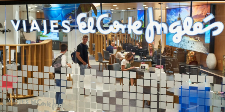 Viajes El Corte Inglés factura un 218% más