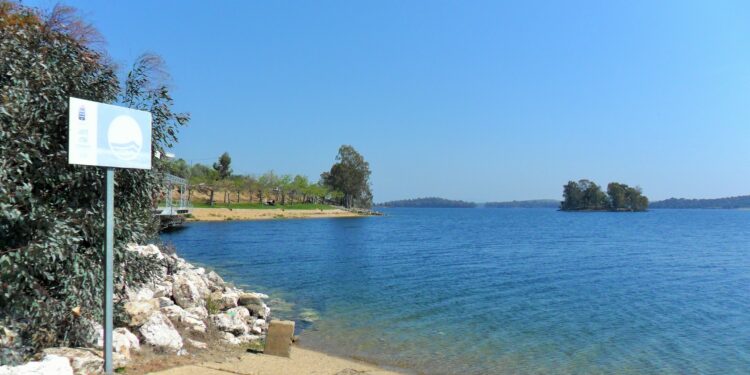 Lago de Orellana