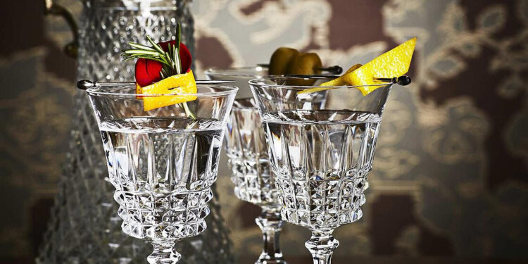 Desde el pasado mes de mayo regreso el Hotel Kymptom Gray