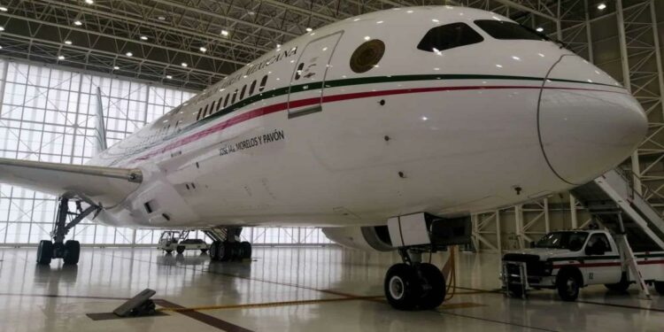 ¿Y dónde está el avión presidencial?