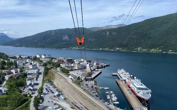 Puerto de Molde y Romsdal IKS recibe USD 1,35 millones para energía en tierra para cruceros
