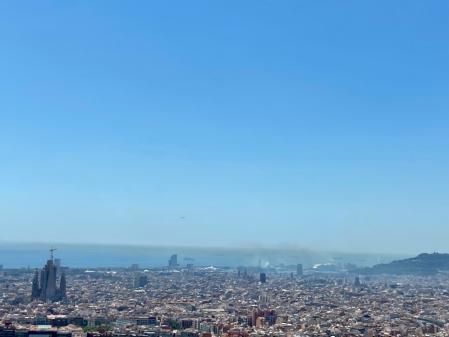 Contaminación en el puerto de Barcelona por los cruceros.