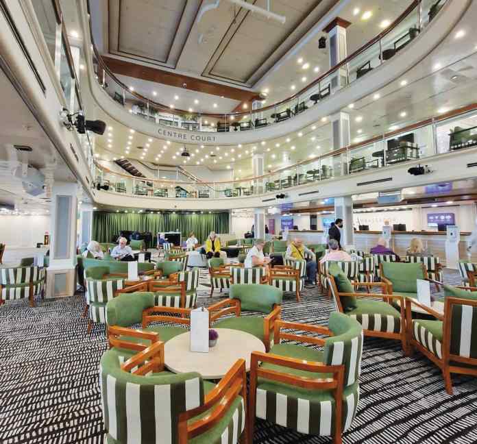A bordo del Ambience: el nuevo estilo Ambassador