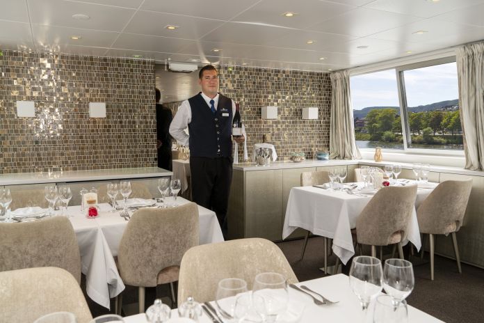 Cruceros a bordo de los peniches de CroisiEurope por los canales de Francia