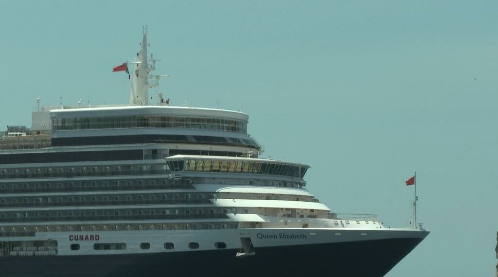 Queen Elizabeth escoge en su ruta a Los Cabos