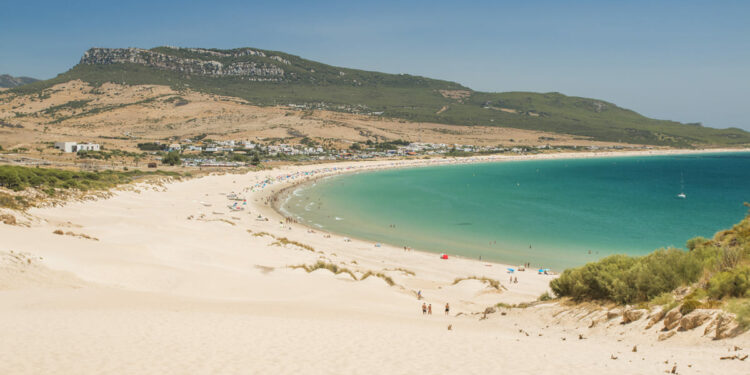 Playas para hacer turismo en Andalucía