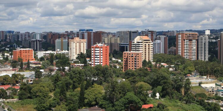 También, otro destino que tiene potencial para bodas es la capital del país por su variedad de hoteles y lugares históricos.dfd