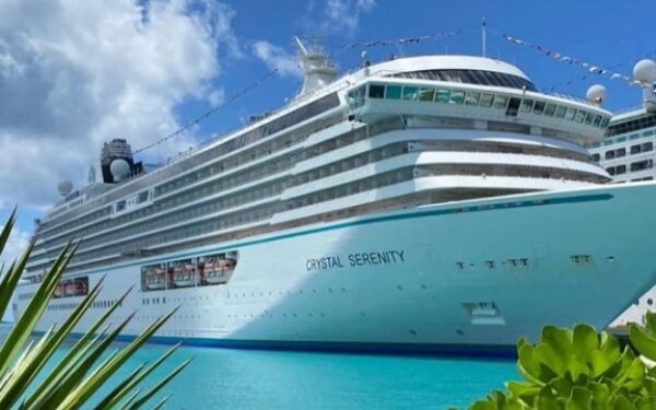 A&K Travel Group repone a presidente de Crystal Cruises