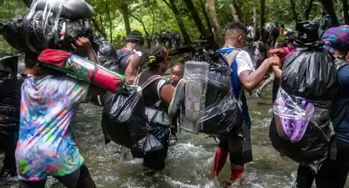 Advierten sobre agencias de turismo que ofrecen paquetes de viaje con fines migratorios