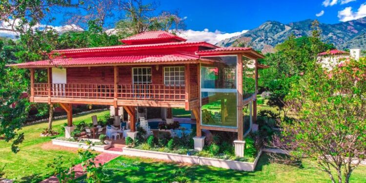 Antonio Marte defiende legisladores hayan acudido a su complejo ecoturístico - Noticias de turismo