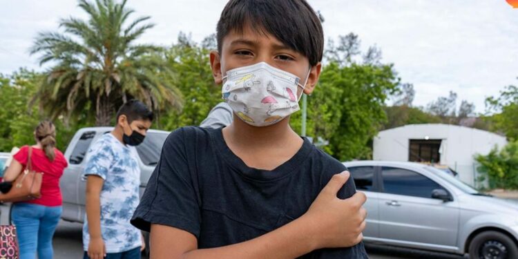 Apenas era el primer día y ya se acabaron las vacunas contra Covid-19 para menores