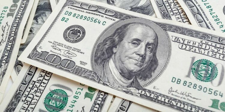 Aumenta otro 10% el dólar turista: afecta a viajes al exterior y servicios digitales