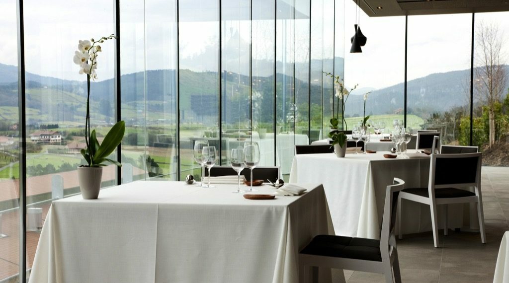 Azurmendi, único español en el Top 51-100 mundial, del que podrían haber salido Nerua Guggenheim, Quique Dacosta Restaurante, Aponiente y Arzak