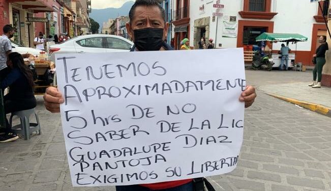Detiene Policía Estatal a Guadalupe Díaz Pantoja, lideresa en Oaxaca del Sindicato Libertad