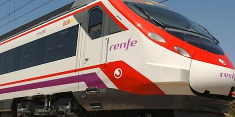El Gobierno bonificará el 100% de todos los abonos de Cercanias: a partir de cuándo serán gratis los viajes en tren