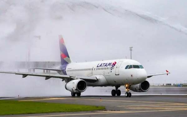 El Telégrafo - Ecuador recuperó el 80% de sus conexiones aéreas internacionales