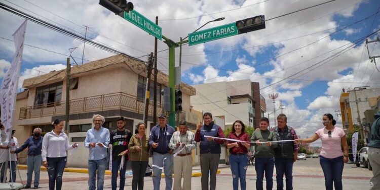 En tiempo récord se rehabilita crucero de Hidalgo y Gómez » FresnilloMX
