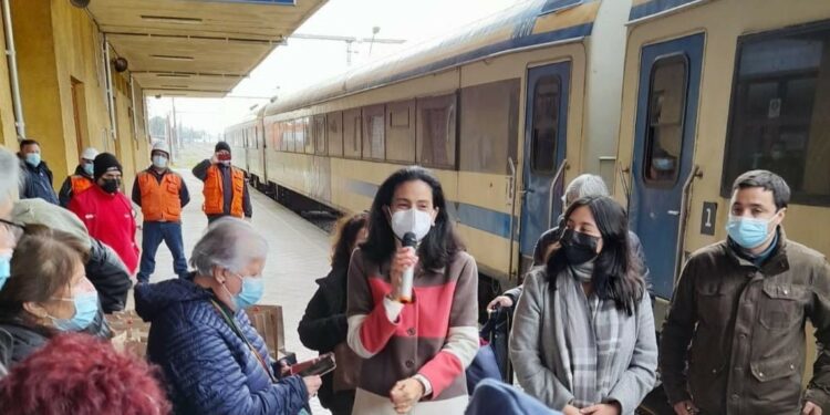 En tren se reinician viajes para la Tercera Edad