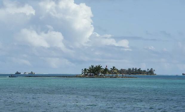 En noviembre de 2012, la Corte Internacional de Justicia (CIJ) confirmó la soberanía colombiana de siete cayos cercanos a las islas de San Andrés, Providencia y Santa Catalina, pero le dio a Nicaragua una porción de mar mayor de la que tenía anteriormente. (EFE/Mauricio Dueñas/Archivo).