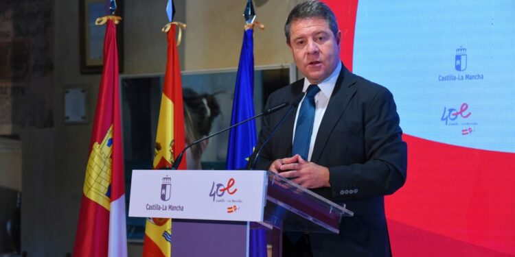 García-Page subraya que la industria turística regional “va camino de convertirse en el 15% de nuestra riqueza”