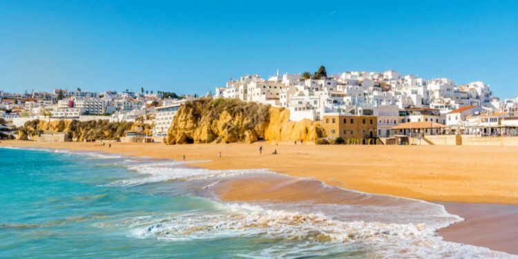 Ideas para viajes en grupo y experiencias únicas en el Algarve, con TiToTravel