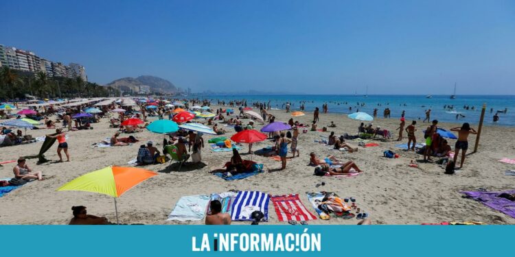 La inflación y el carburante ralentizan las reservas de viajes de los españoles