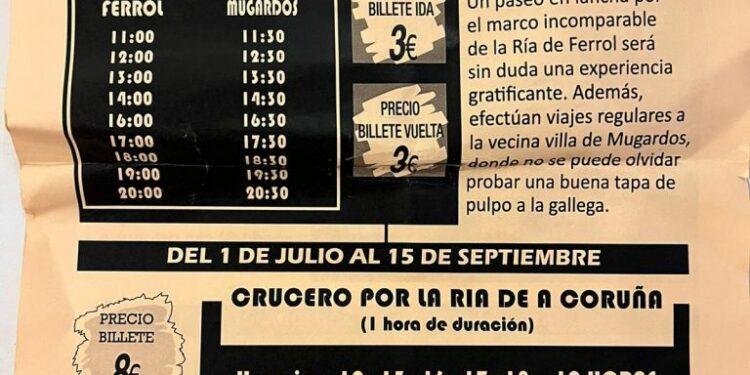 La popular lancha de Mugardos (A Coruña) une un verano más la localidad con Ferrol