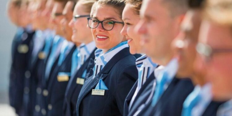 La red Eures del SEPE oferta casi 600 puestos para trabajar en cruceros
