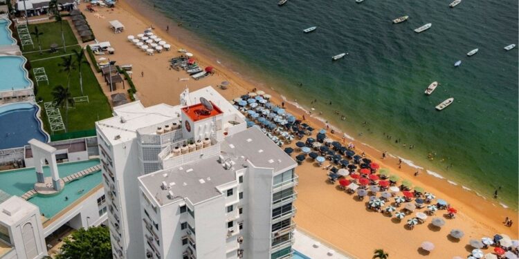 Las 5 mejores playas de Acapulco para visitar en el verano