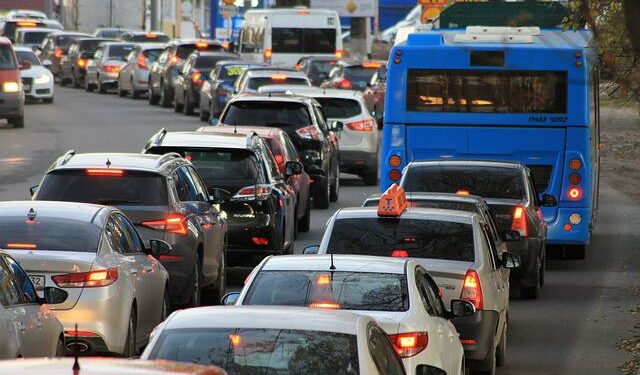 Las protestas por el precio del combustible retrasan los viajes de verano en Inglaterra