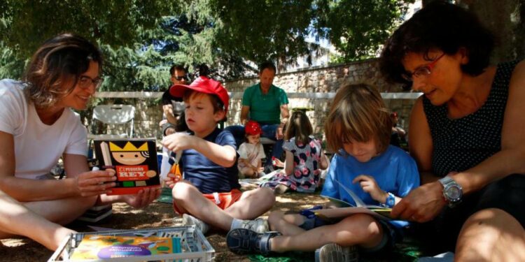 Los viajes en familia a través de la lectura en Salamanca