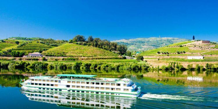 Mário Ferreira: La Fiscalía de Portugal investiga al rey del turismo náutico por fraude en la compra-venta de un ferry | Economía