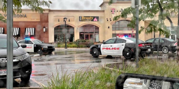 Mueren 2 tras nuevo tiroteo en EEUU, ahora en centro comercial de Indiana; reportan varios heridos