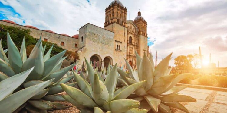 Oaxaca se corona en la mejor ciudad en el mundo para viajar, según revista de viajes