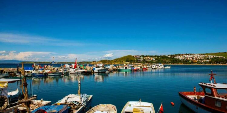 Playas vírgenes, ciudades perdidas y paisajes hipnóticos en los 5 mejores road trips de Turquía