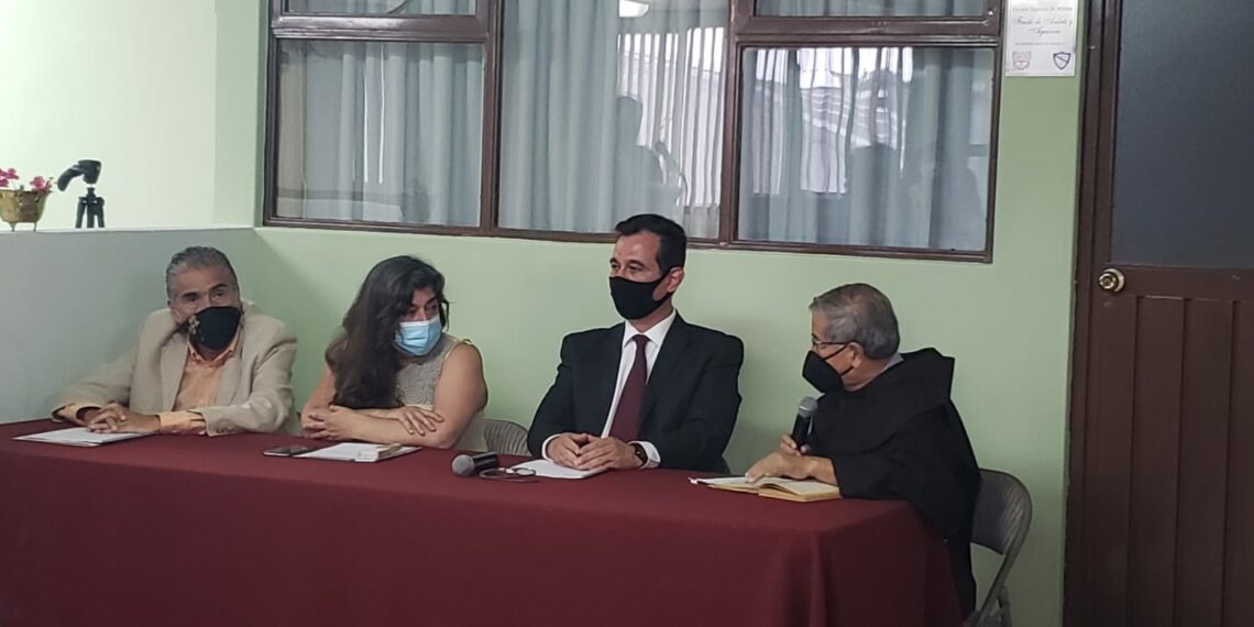 Denuncian la profanación de la tumba del compositor mexicano José F. Vásquez