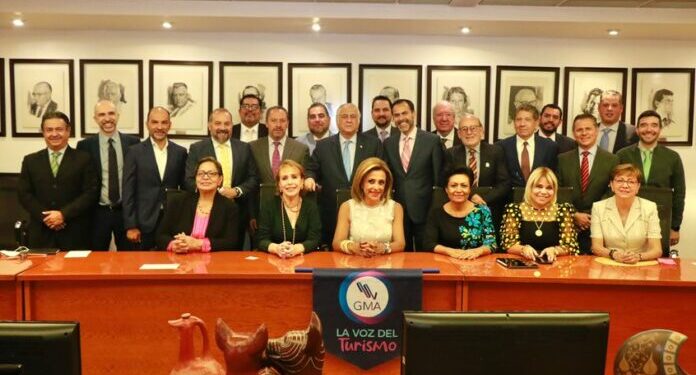 SECTUR y Asociaciones de agencias de viajes impulsarán la actividad turística