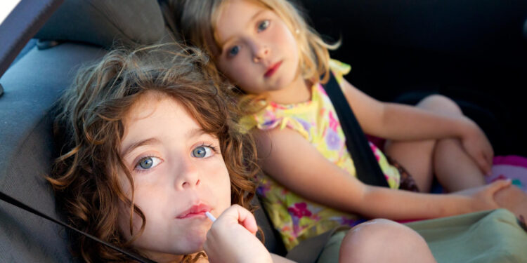 Seis consejos para viajar con niños en verano