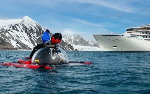 Silversea elimina helicóptero y submarino en el Endeavour para aumentar las suites