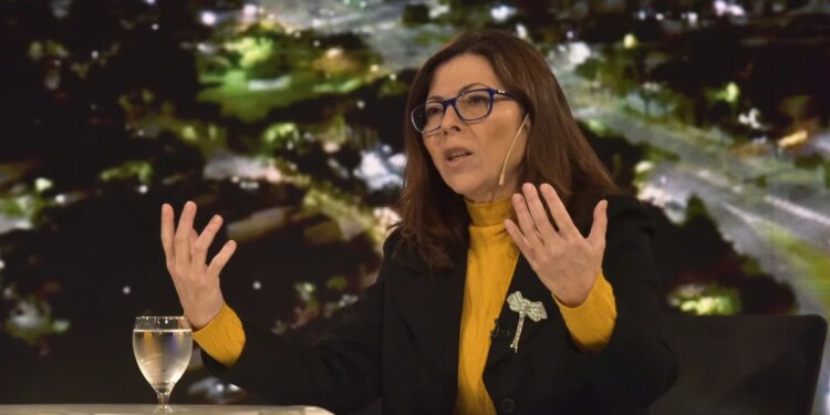 Silvina Batakis: “El derecho a viajar colisiona con la generación de puestos de trabajo”