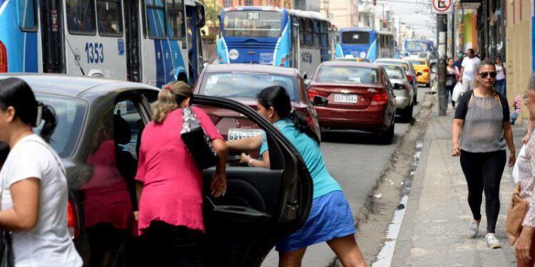Taxistas informales y mujeres, víctimas de secuestros exprés, una modalidad delictiva al alza. Hay dos sectores en los que se ha detectado que llevan a las víctimas | Seguridad | Noticias