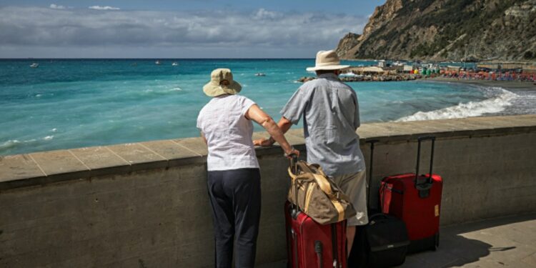 modalidades de viaje, precios, requisitos y plazos de solicitud