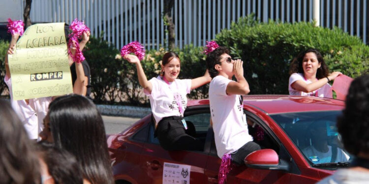 Arrancaron los equipos perticipantes del XIII Concurso de Cortometrajes Rally Universitario del GIFF