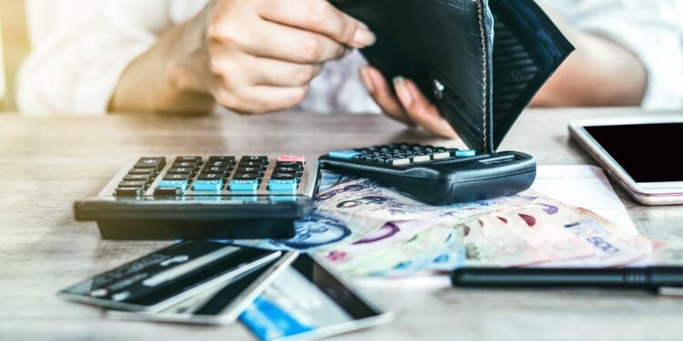 ¿Impagable deuda de tarjeta de crédito? Tal vez cometes estos errores que te cuestan dinero – Telemundo New York (47)