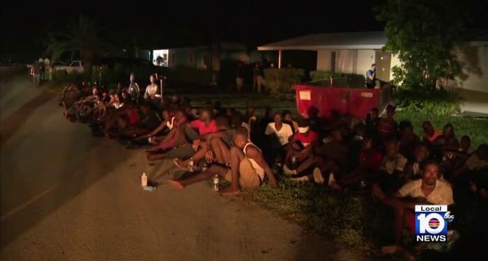 109 migrantes haitianos detenidos después de que un barco encallara frente a Marathon