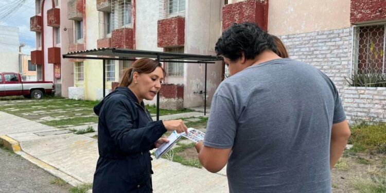 Cumple Lupita Leal compromiso de regresar a las Colonias del Distrito 16
