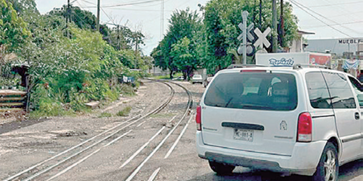Piden a Ferrosur señalice cruceros