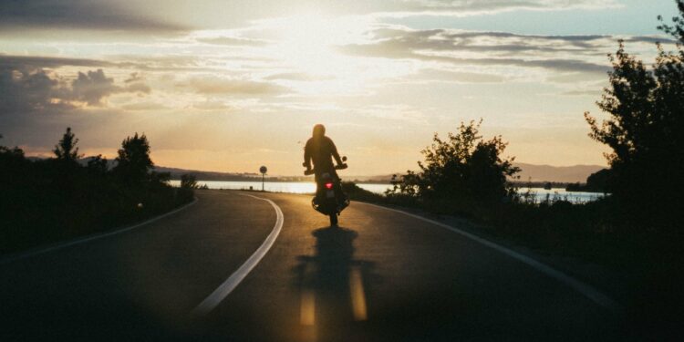 8 consejos para viajar en moto este verano que debes tener en cuenta