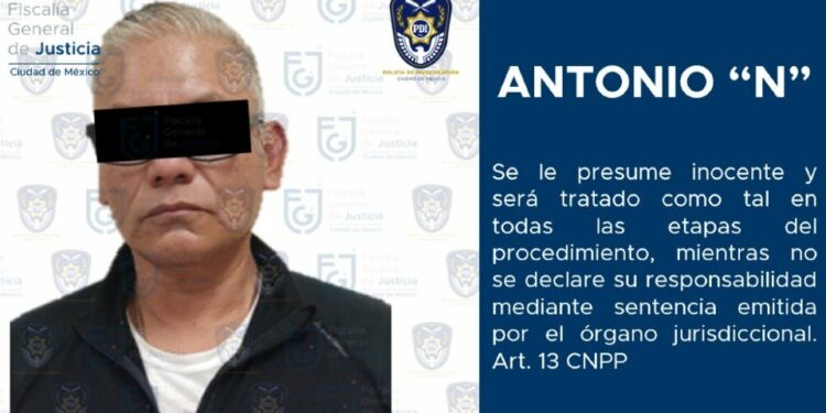 Arrestan a subinspector de Policía Preventiva; presuntamente cobró por ascensos