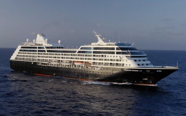 Azamara ofrece nuevo Atlas Bar en toda su flota